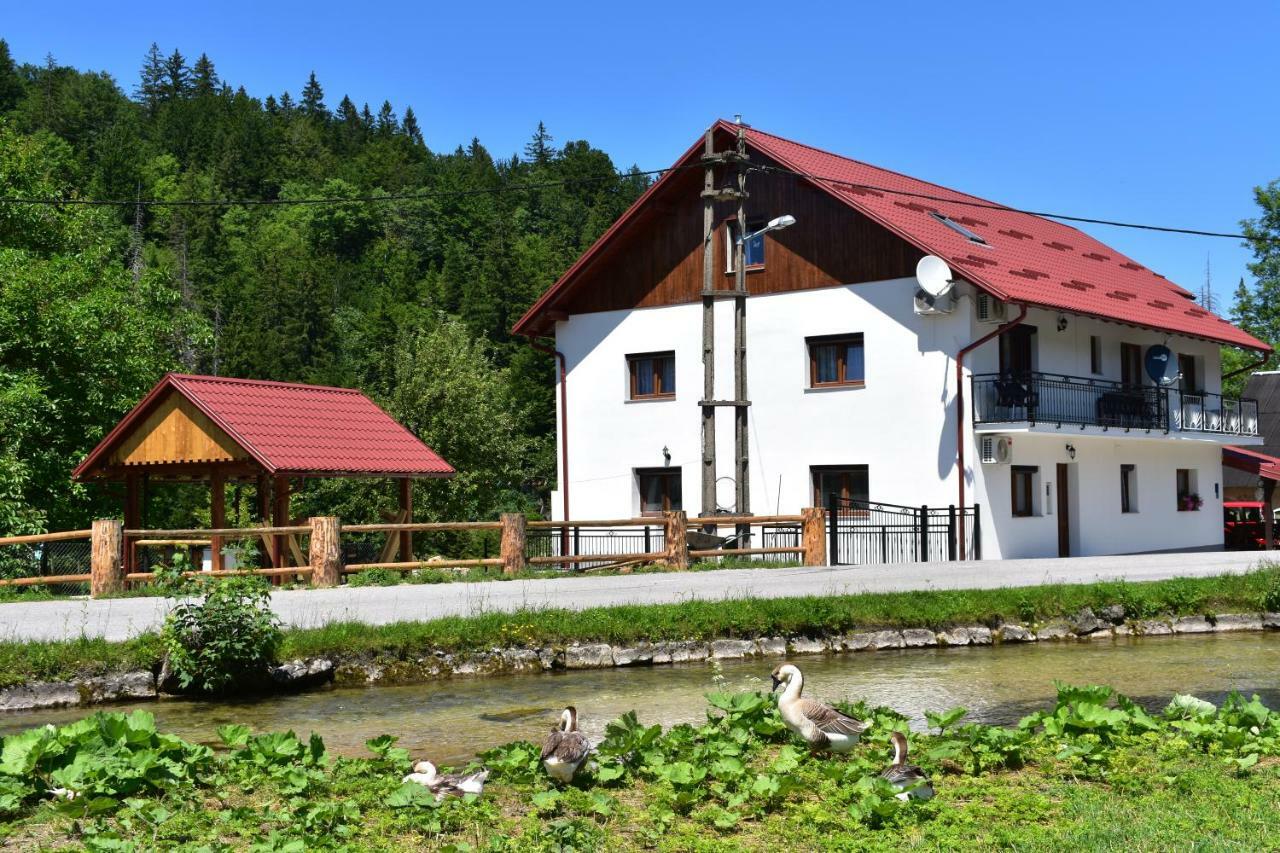 Pensjonat Plitvice Panta Rei Plitvička Jezera Zewnętrze zdjęcie
